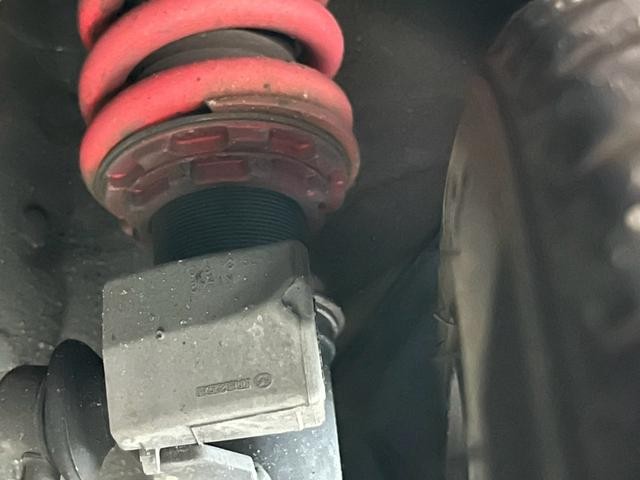 0209410A30261006W00103.jpg