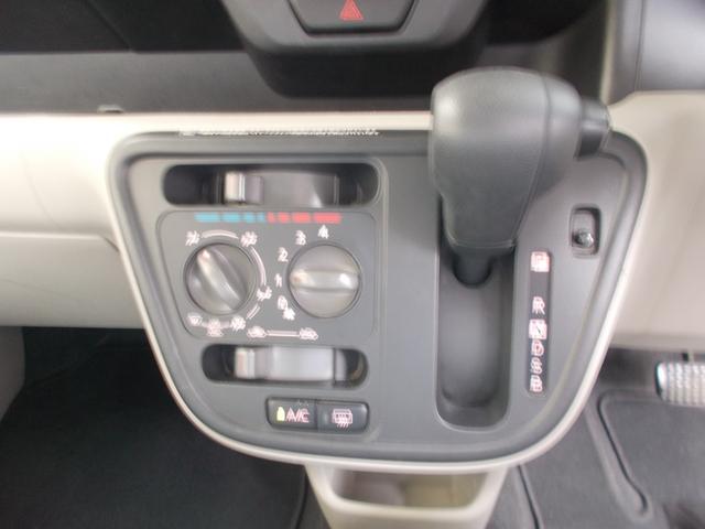 0600131A30260521W00112.jpg
