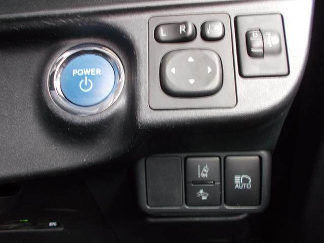 0600131A30260521W00219.jpg