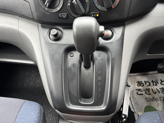 0520020A30260912W00207.jpg