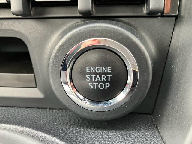 0900921A30260829W00112.jpg
