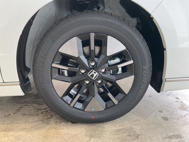 0701189A30260627W01919.jpg