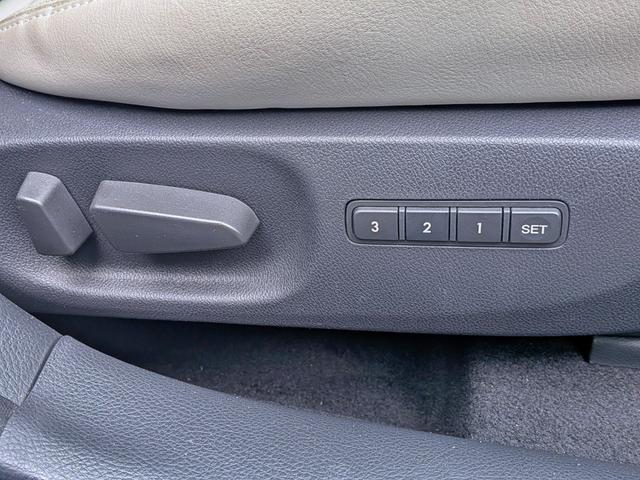 0720286A30260622W00107.jpg