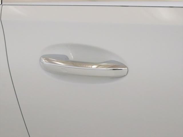 0502132A20260621G00211.jpg