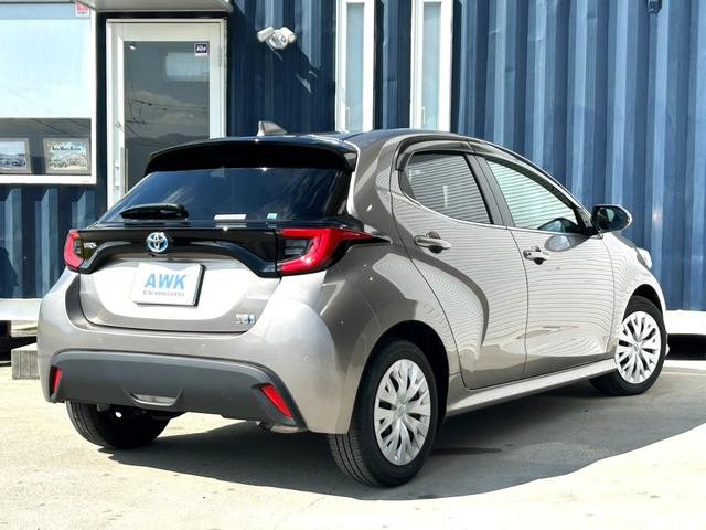 0704916A30261011W00103.jpg