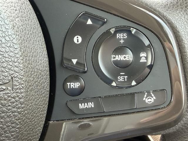 0902396A20260826G00109.jpg
