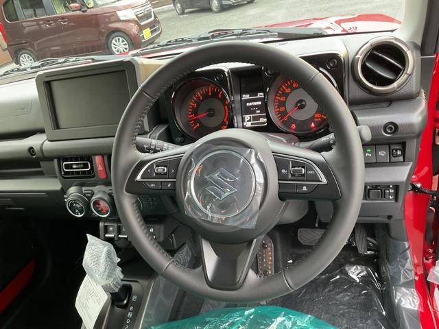0208508A30260921W00115.jpg