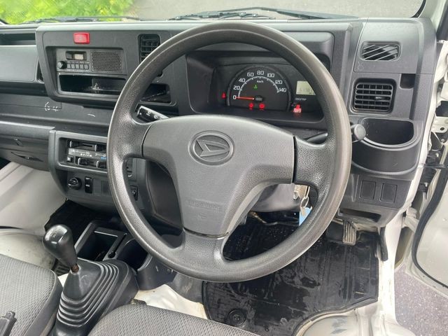 c63e436e797798d771b0ff40640075f3.jpg