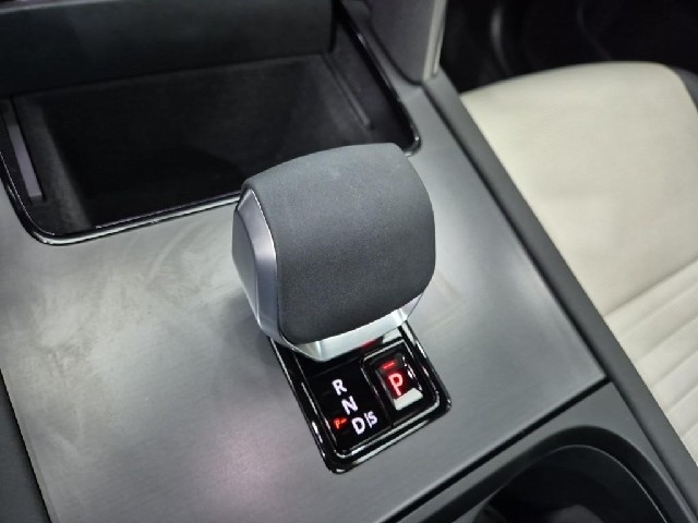 6051002516R8.jpg