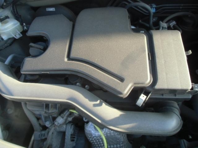 0560140A30260718W00216.jpg