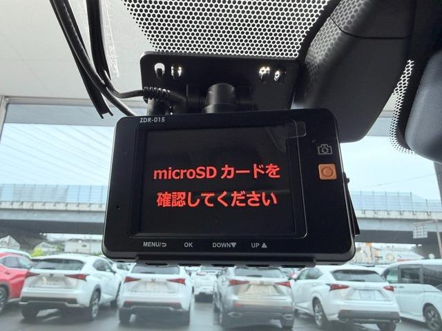 0701563A30260521W00617.jpg