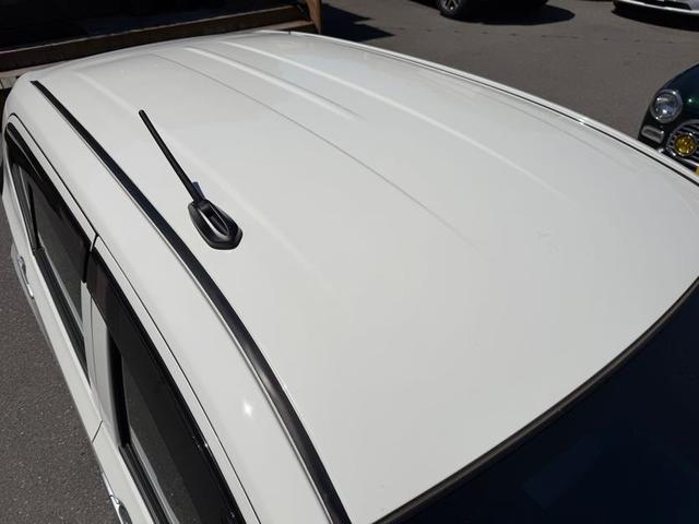 0708929A30260530W00214.jpg
