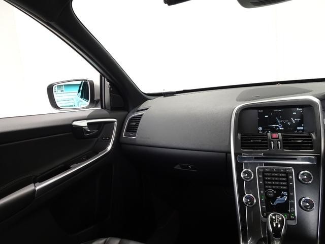 0551070A30260831W00115.jpg