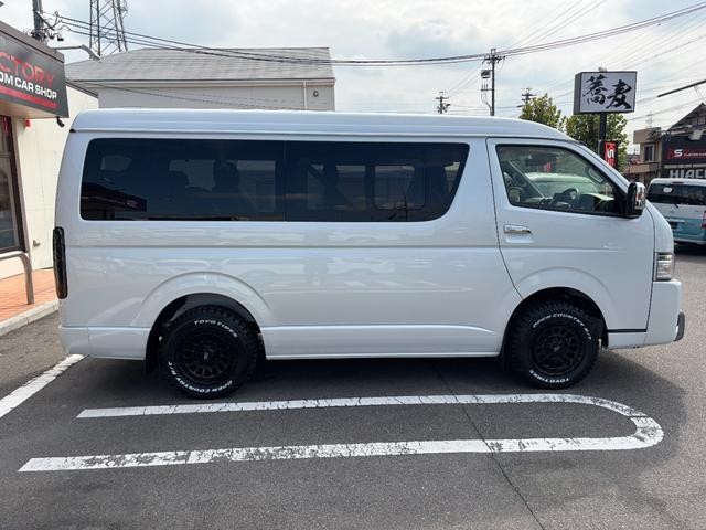 0520056A30260912W00103.jpg