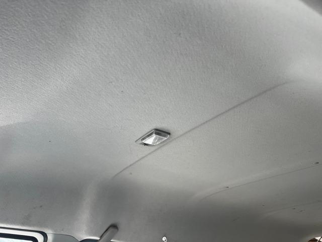 0630008A30260508W00218.jpg