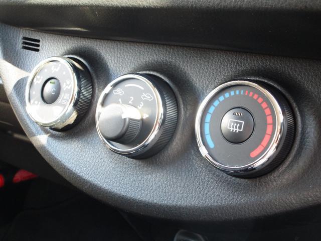0910064A30260613W00217.jpg
