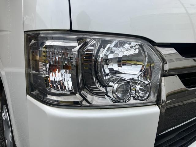 0404113A30261025W00115.jpg