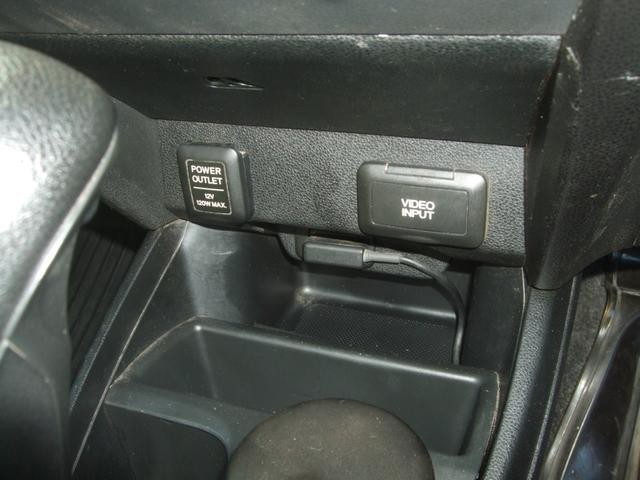 0902401A30260828W00104.jpg