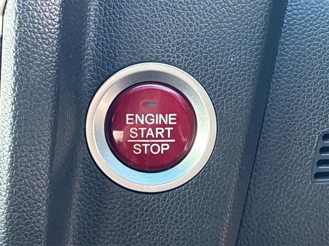 0903916A30260810W00509.jpg