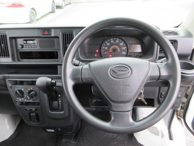 0530132A30260912W00413.jpg