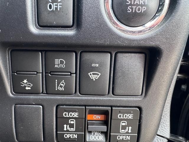 0910039A30260909W00218.jpg