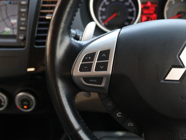 0509625A30260610W00113.jpg