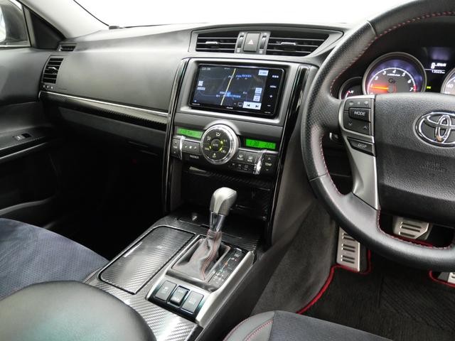 2505720A30260616W00119.jpg