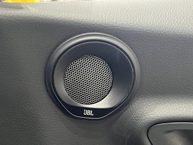0502713A30260821W00708.jpg