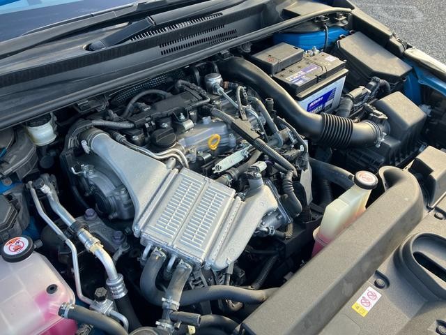 0404113A30260807W00318.jpg