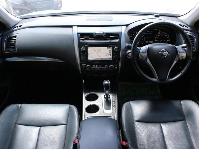0520046A30260329W00304.jpg
