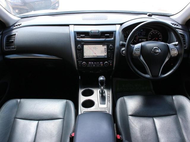 0520046A30260329W00304.jpg