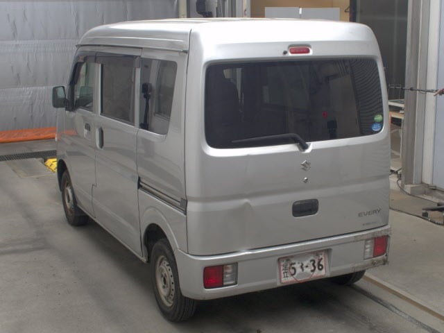 4fef523459e5a52b183bac89762b658f.jpg