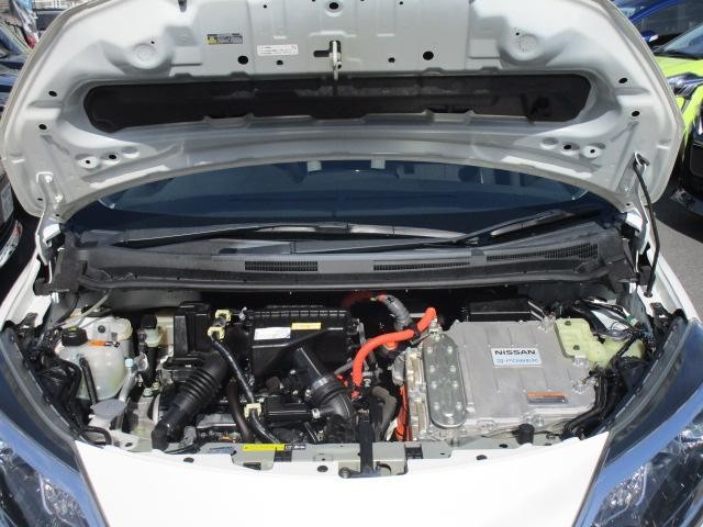 0540370A30260420W00403.jpg