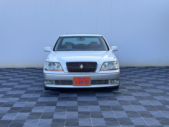 0540491A30260425W00216.jpg