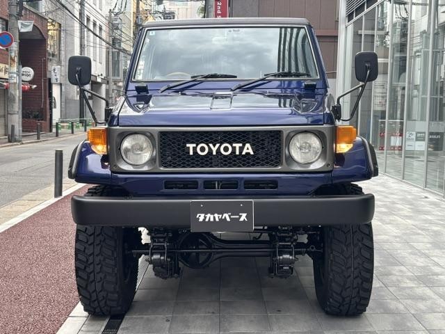 0801987A30261016W00108.jpg