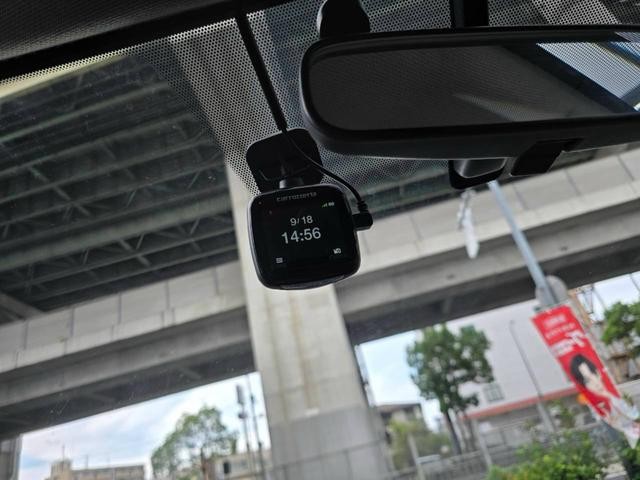 0702186A30260925W00116.jpg