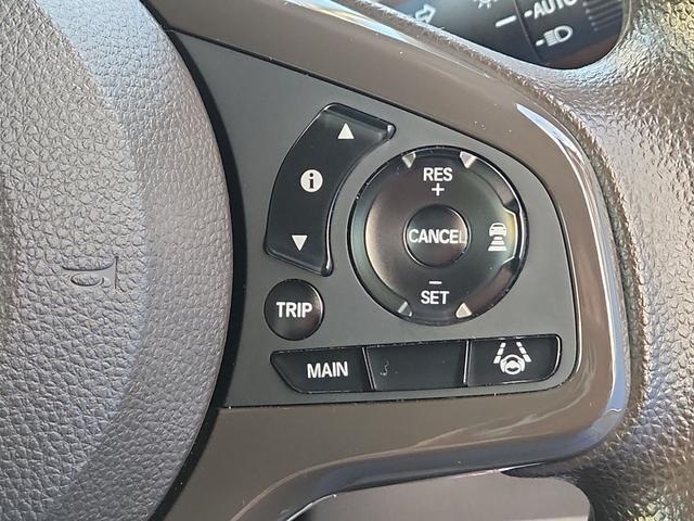 0600275A30260403W00215.jpg