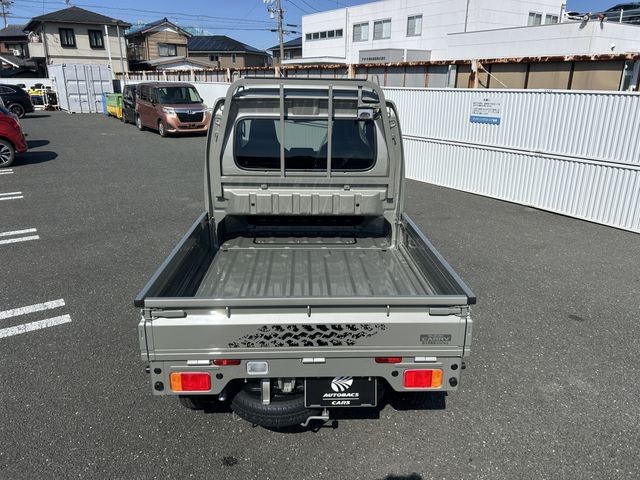 92e385bf7f99fbf32a96afd349a61f5e.jpg