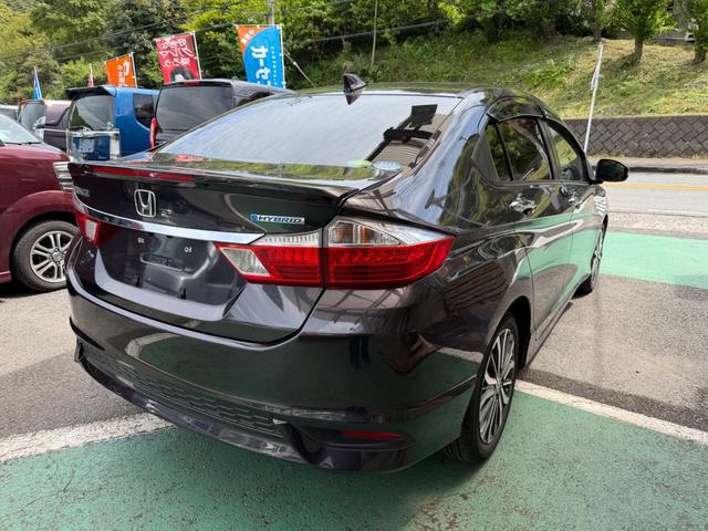 0610089A30260423W00302.jpg