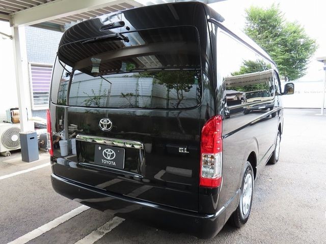 05dbf6d392a3e5f3bd4014e19344b978.jpg