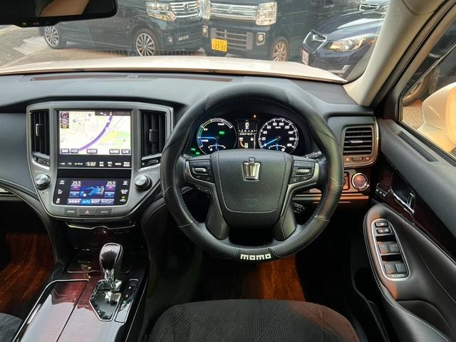 0704240A30260919W00217.jpg