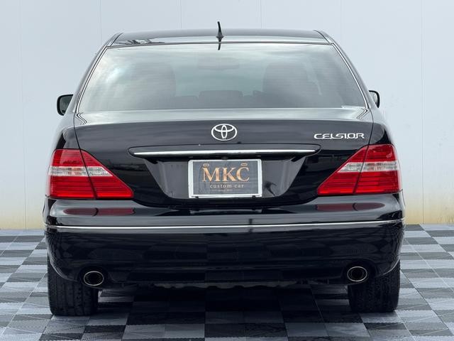 0540491A30260913W00113.jpg