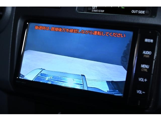 0507402A30260905W00114.jpg