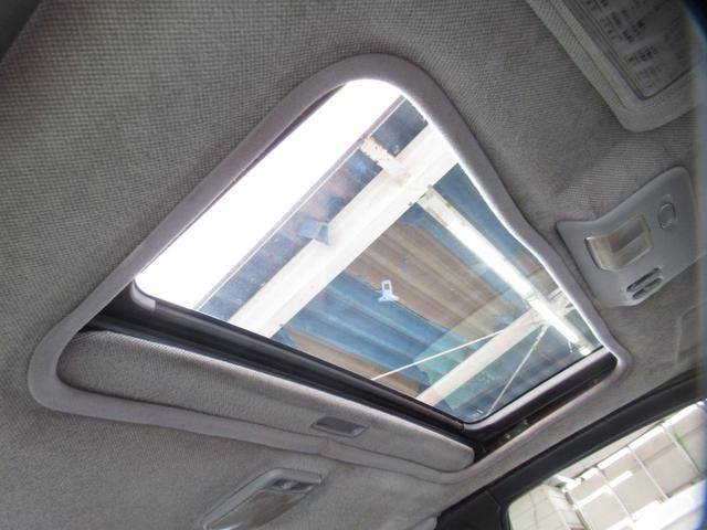 0507772A30260905W00109.jpg