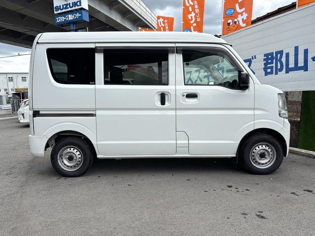 0706954A30260623W00218.jpg