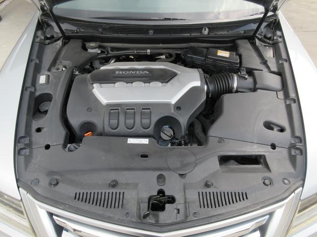 0551867A30260723W00117.jpg