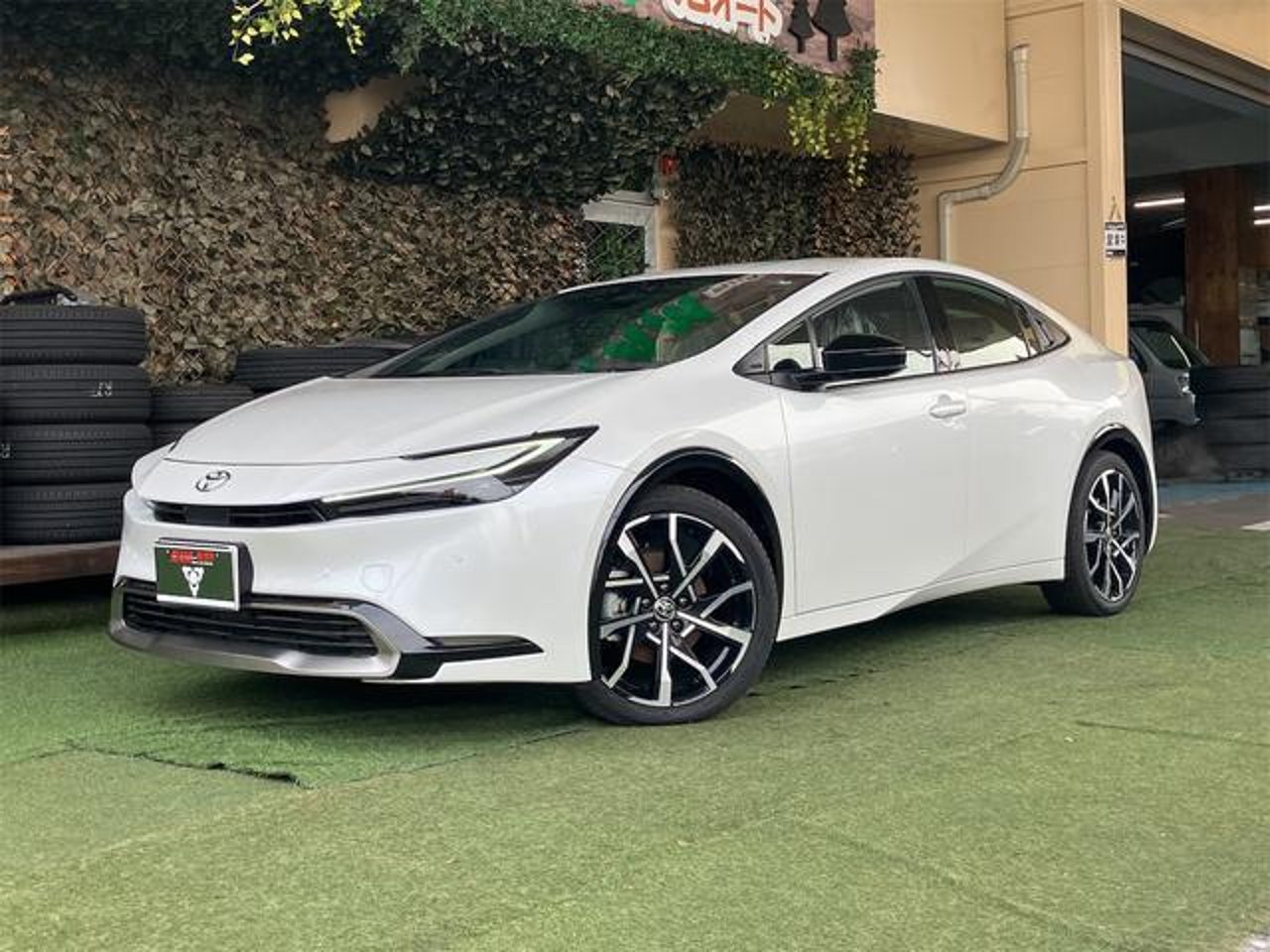 2024 Toyota Prius, photo 1 of 1