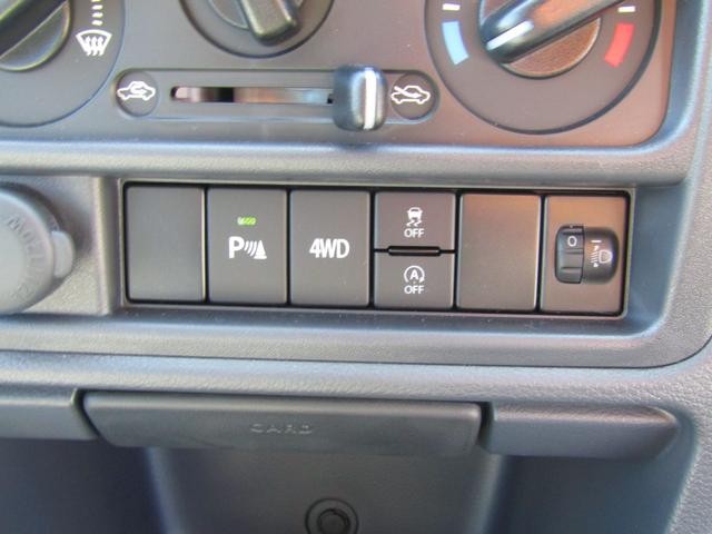 0510272A30260712W01219.jpg