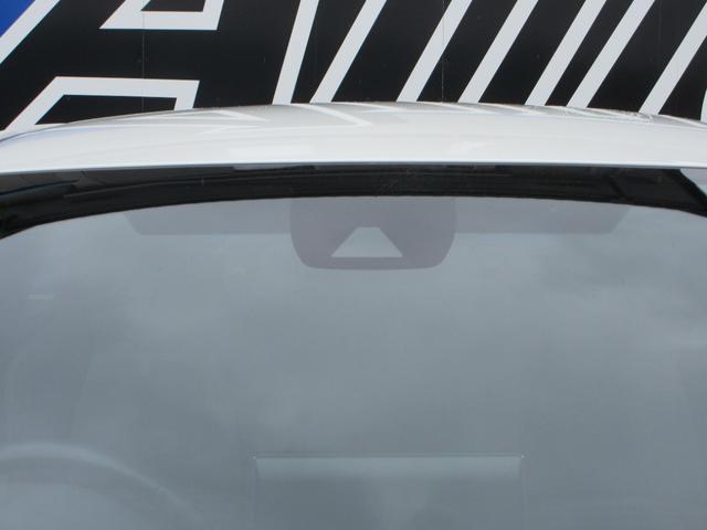 1100812A30260418W00109.jpg