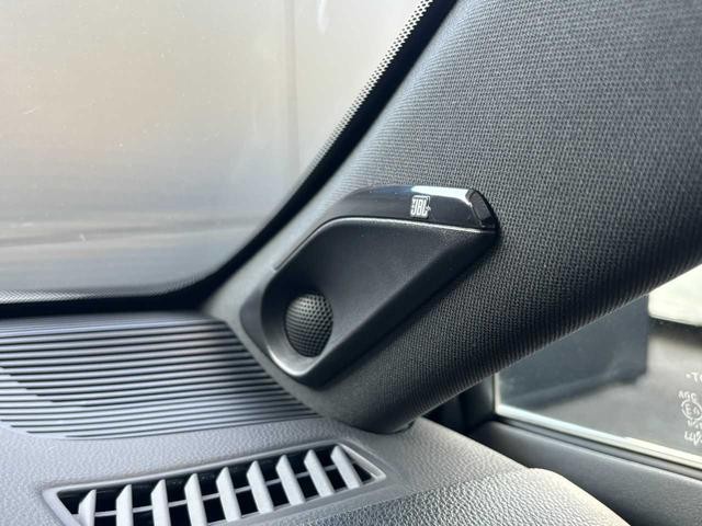 3000694A30260903W00109.jpg